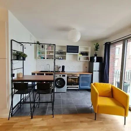 Appartement Neuf Avec Balcon Fibre Apartamento Massy (Essonne)
